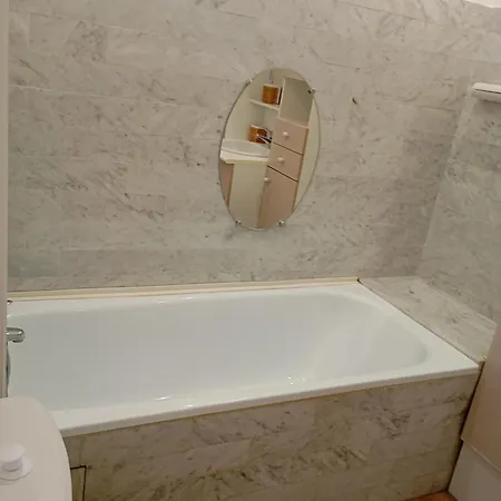 Апартаменты Agreable A 28 M² Avec Piscine